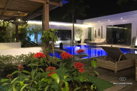 Image 11 from 4 bedroom family villa for sale near berawa beach