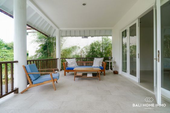 Image 9 from Vila Keluarga 4 Kamar Tidur dengan Taman Disewakan & Dijual di Umalas Bali