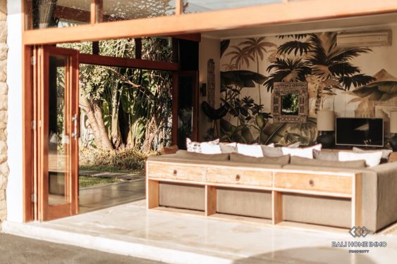 Image 3 from 4 Bedroom Family Villa with Garden For rental in Padonan Canggu Bali