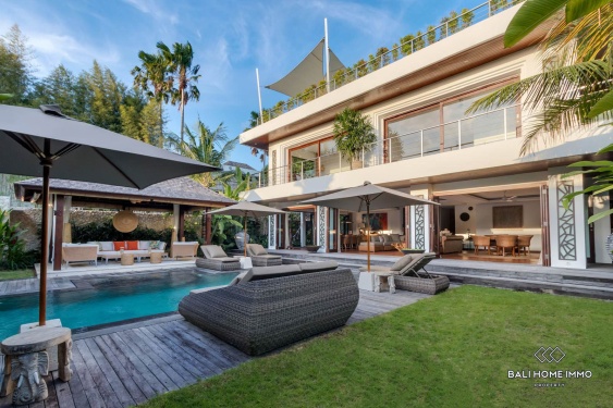 Image 1 from Villa keluarga 4 kamar dengan taman dijual di Umalas.