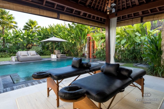 Image 17 from Villa keluarga 4 kamar dengan taman dijual di Umalas.