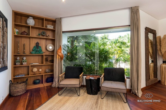 Image 16 from Villa keluarga 4 kamar dengan taman dijual di Umalas.