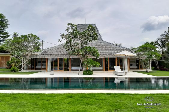 Image 2 from 4 Bedroom Family Villa with Ricefield View For Rent in Buwit Tabanan Bali