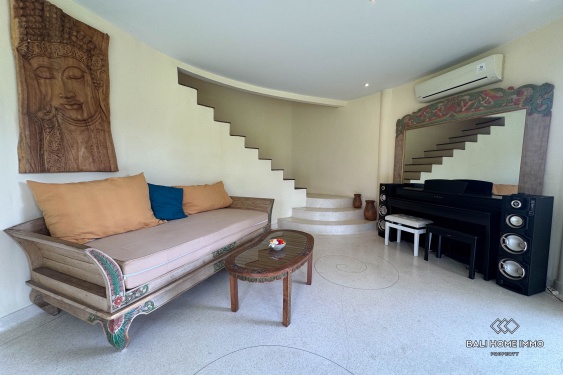 Image 5 from Villa keluarga 4 kamar berpemandangan sawah dijual di Ubud.