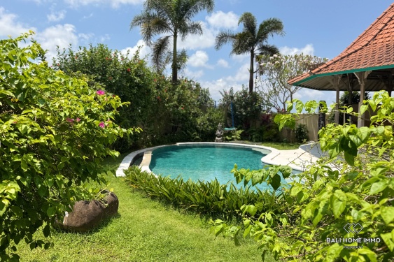 Image 18 from Villa keluarga 4 kamar berpemandangan sawah dijual di Ubud.