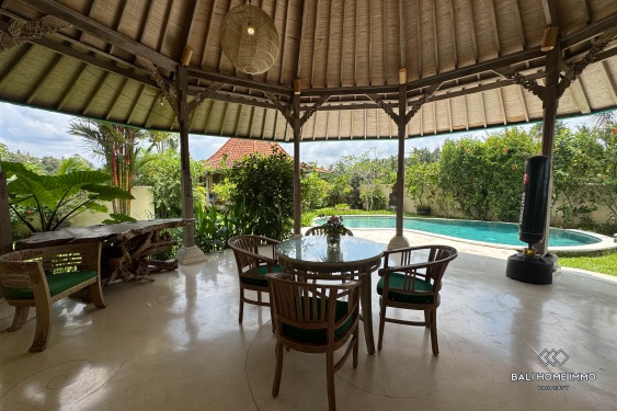 Image 2 from 4 bedroom family villa with ricefield view for sale in Ubud