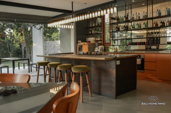 Image 7 from 4 bedroom luxurious villa with ricefield view for rental in Tegal Cupek Umalas