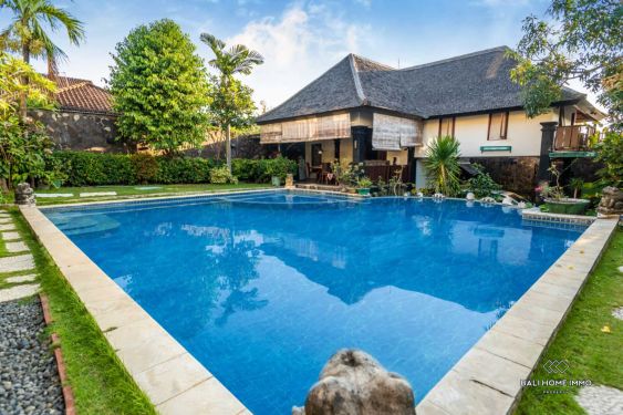 Image 3 from Villa de style manoir de 4 chambres à vendre et à louer à Bali Umalas