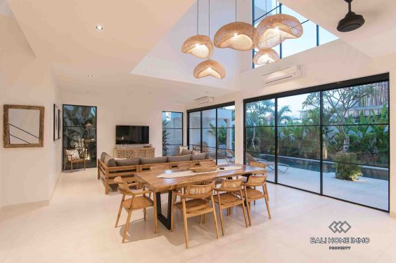Image 7 from Vila Desain Modern 4 Kamar Disewakan di Umalas