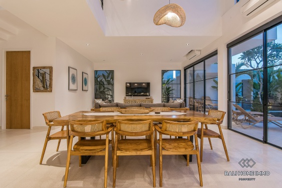 Image 5 from Vila Desain Modern 4 Kamar Disewakan di Umalas