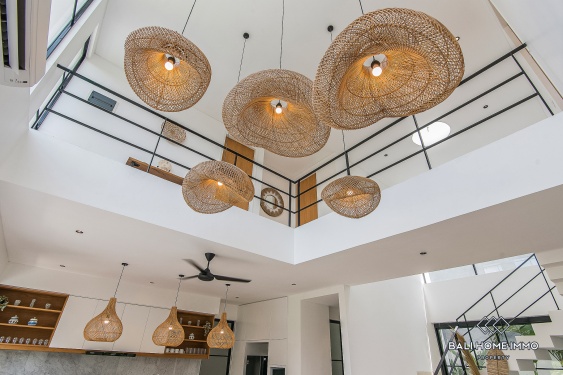 Image 11 from Vila Desain Modern 4 Kamar Disewakan di Umalas