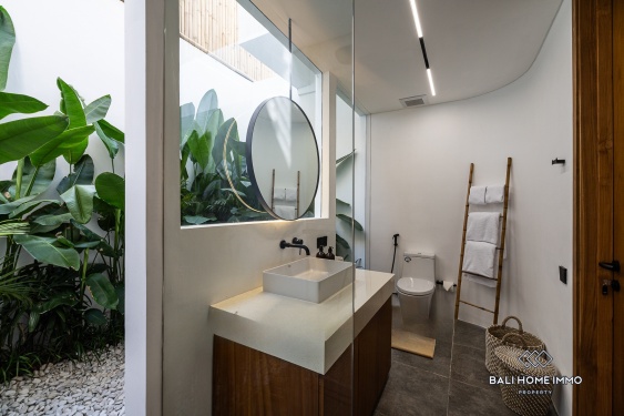 Image 19 from 4 Bedroom Modern Villa for investment in Near Batu Bolong Beach