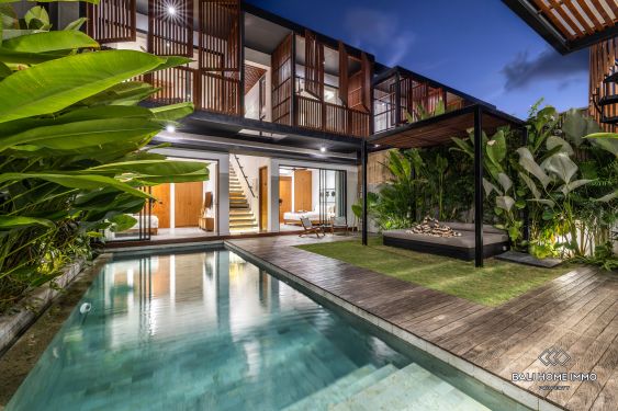 Image 1 from Villa moderne de 4 chambres à vendre à proximité de la plage de Batu Bolong