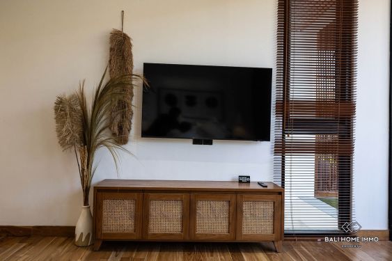 Image 14 from Villa moderne de 4 chambres à vendre à proximité de la plage de Batu Bolong