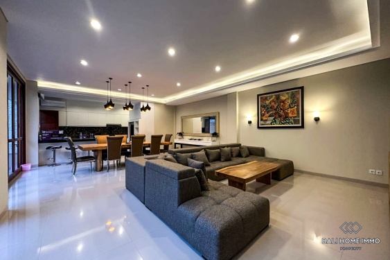 Image 2 from 4 Bedroom Modern Villa For Rent in Batu Bolong Canggu