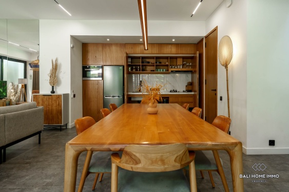 Image 6 from 4 Bedroom Modern Villa for sale leasehold near Batu Bolong beach