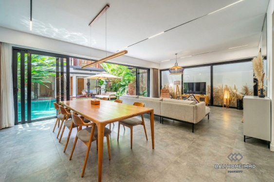 Image 6 from 4 Bedroom Modern Villa for sale leasehold near Batu Bolong beach