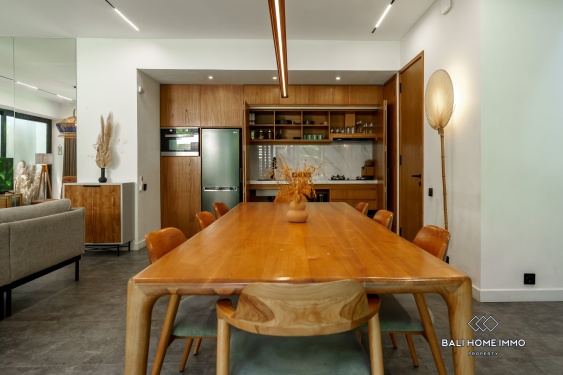 Image 10 from 4 Bedroom Modern Villa for sale leasehold near Batu Bolong beach