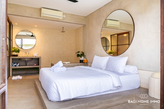 Image 20 from Vila modern 4 kamar berpemandangan hutan dan sungai dijual di Pererenan Beachside