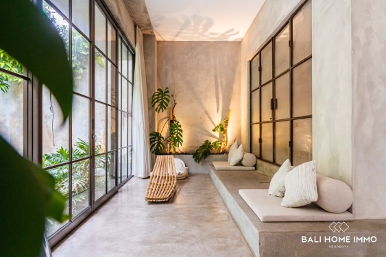 Image 19 from Vila modern 4 kamar berpemandangan hutan dan sungai dijual di Pererenan Beachside