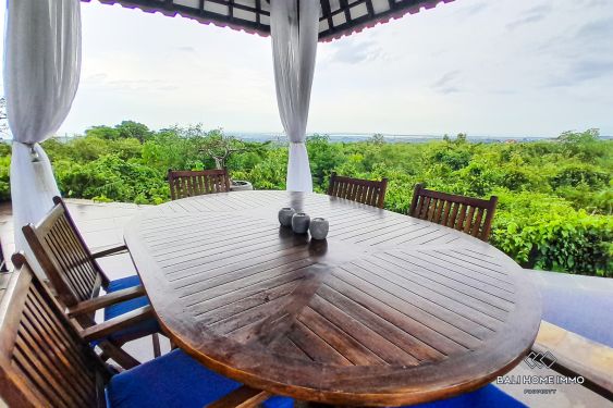 Image 11 from 4 Bedroom Ocean View Villa For Rent in Ungasan Bali