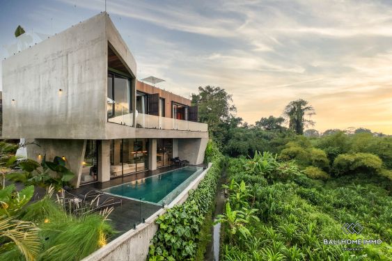 Image 1 from Jungle View 4 Bedroom Villa with Helipad for Rent in Buduk Bali