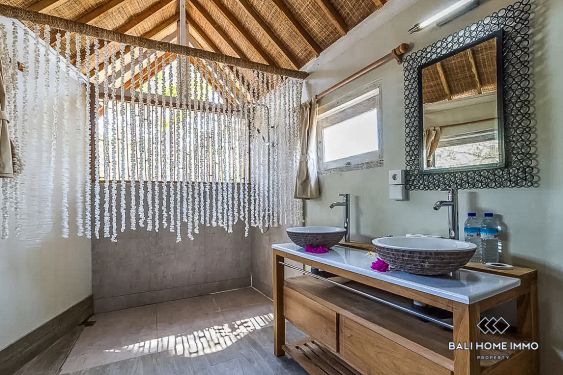 Image 9 from Dijual Vila Tepi Pantai Tropis 4 Kamar di Gili Meno