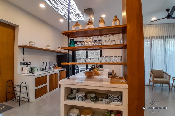 Image 7 from Vila Tropis 4 Kamar Dijual di jantung Berawa