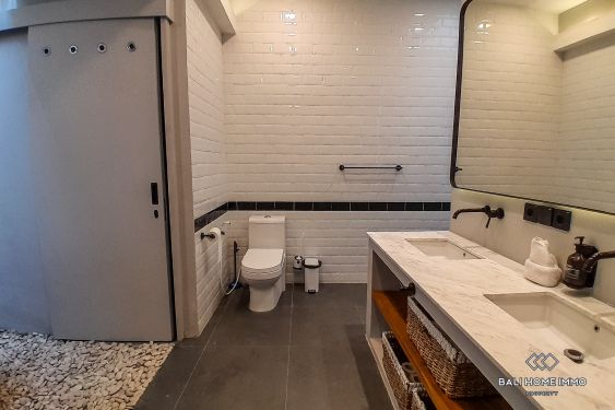 Image 9 from 4 Bedroom Tropical Villa For Sale and Rent in the heart of Berawa