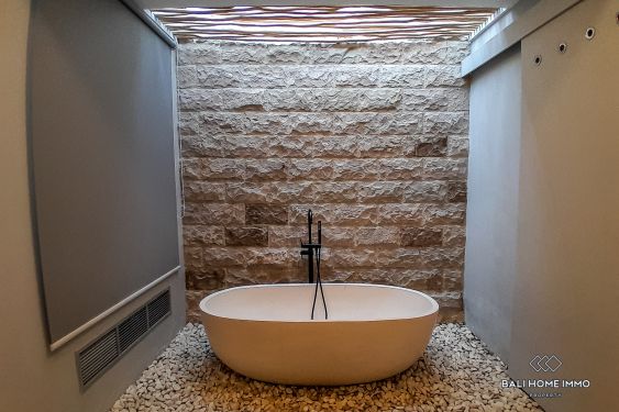 Image 2 from Vila Tropis 4 Kamar Dijual di jantung Berawa