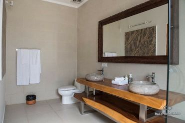 Image 2 from Dijual dan Disewakan Vila 4 Kamar di Umalas Bali