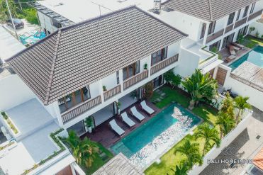 Image 6 from Vila 4 Kamar Tidur Dijual & Disewakan di Bali Canggu Batu Bolong