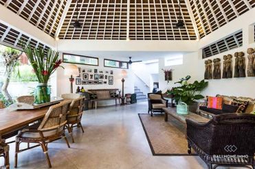 Image 2 from Villa de 5 chambres à vendre Batu Bolong - Canggu