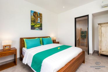 Image 11 from 4 Bedroom Villa with garden for Rent in Bali Canggu Berawa