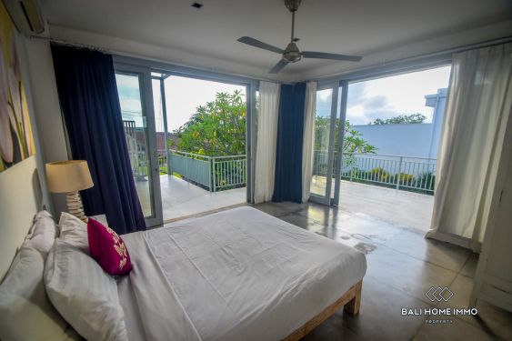Image 8 from 4 Bedroom Villa For Rent and Sale Near Berawa Beach