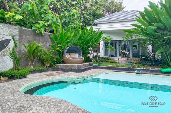 Image 1 from Villa de 4 chambres à vendre en pleine propriété à Bali Bukit Peninsula Nusa Dua