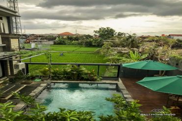Image 1 from Villa de 4 chambres à vendre en pleine propriété à Batu Bulan