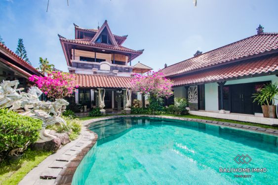 Image 1 from 4 Bedroom villa for sale freehold in jimbaran Bali
