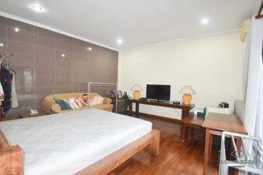 Image 10 from Dijual Villa 4 Kamar di Seminyak - Petitenget