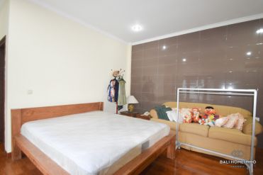 Image 11 from Dijual Villa 4 Kamar di Seminyak - Petitenget