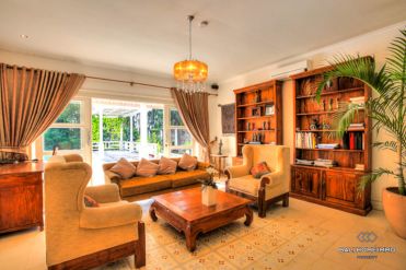 Image 2 from Villa 4 Kamar Dijual di Tanah Lot area