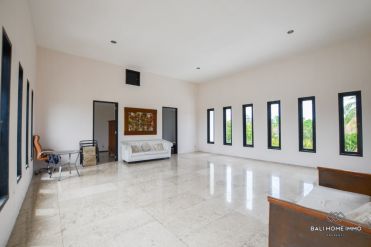 Image 13 from Dijual Villa 4 Kamar di Umalas