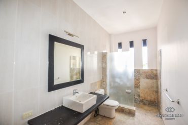 Image 6 from Dijual Villa 4 Kamar di Umalas