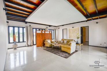 Image 3 from Villa de 4 chambres à vendre en pleine propriété à Umalas