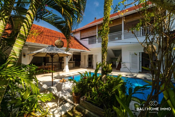 Villa 4 kamar dijual di Canggu Berawa