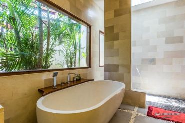 Image 3 from Villa de 4 chambres à coucher à vendre à Pantai Nyanyi - Tanah Lot