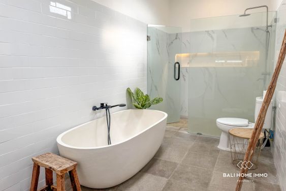 Image 20 from Dijual Vila 4 Kamar di Pusat Canggu Padang Linjong