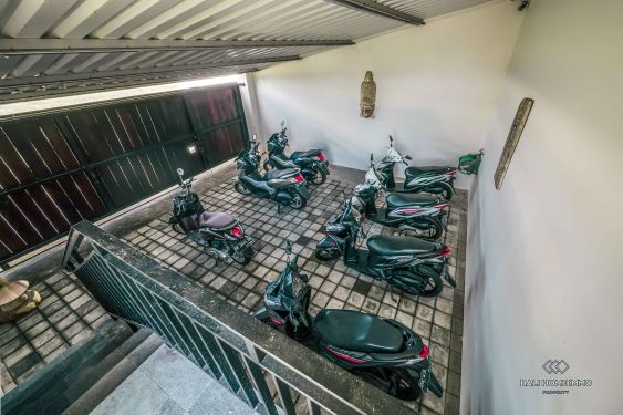 Image 17 from SPACIOUS 4 BEDROOM VILLA FOR SALE LEASEHOLD IN BALI TANAH LOT