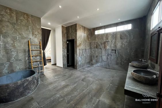 Image 17 from Vila 4 Kamar Tidur Disewakan Jangka Panjang di Bali Umalas