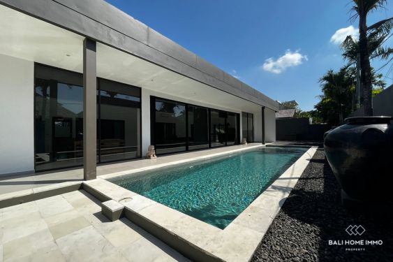 Image 1 from 4 Bedroom Villa for Sale Leasehold in Bali Umalas